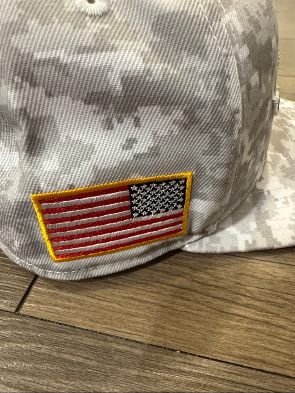 🆕 New Era Salute to Service Miami Dolphins Digital Camo 59fifty Hat. 7 5/8. NWT🎉 - Picture 3 of 5